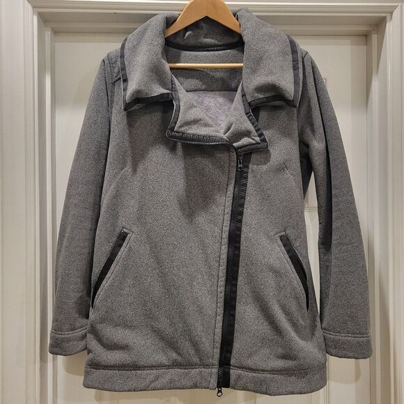 Lululemon Fleece Moto jacket, size 10 - Picture 1 of 12